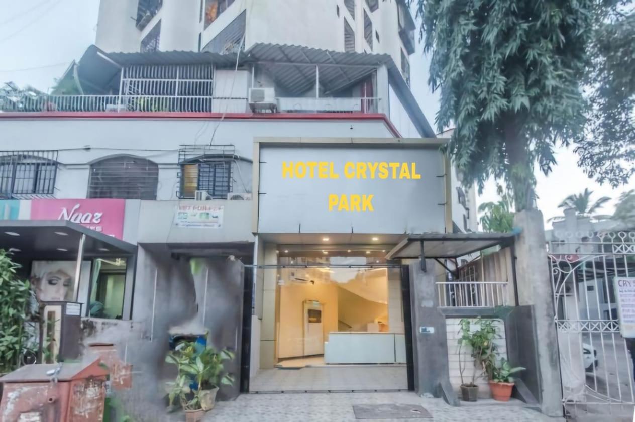 Hotel Crystal Park Near Nesco Exhibition Center Bombay Esterno foto